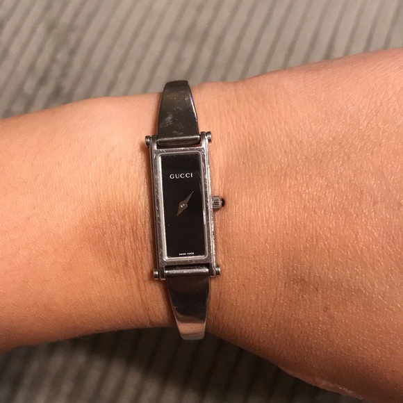 Gucci 1500L watch - Picture 1 of 7